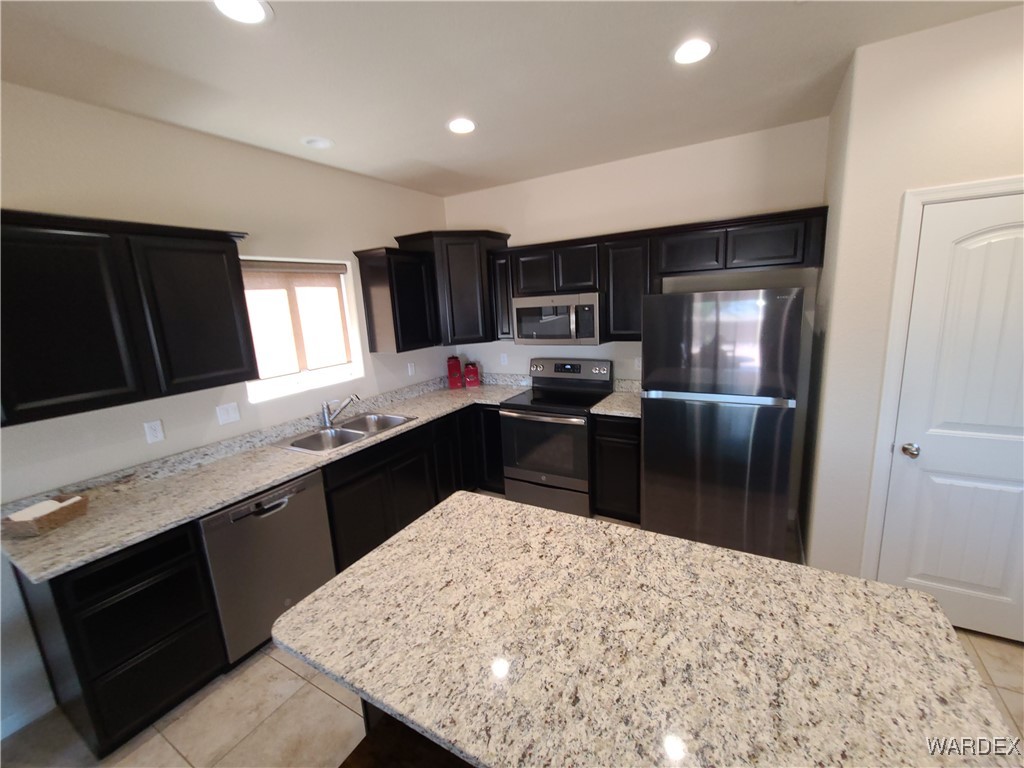 5398 Eagle View Road Kingman, AZ 86409 - Photo 22 of 60 Kitchen