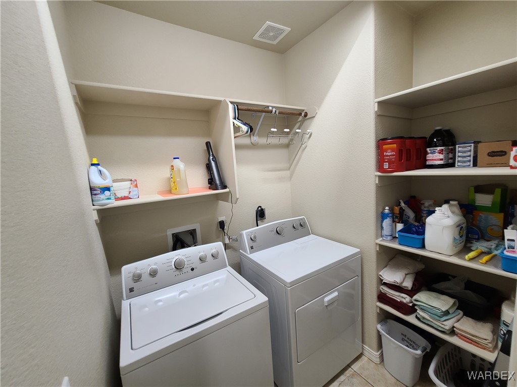 5398 Eagle View Road Kingman, AZ 86409 - Photo 28 of 60 Laundry