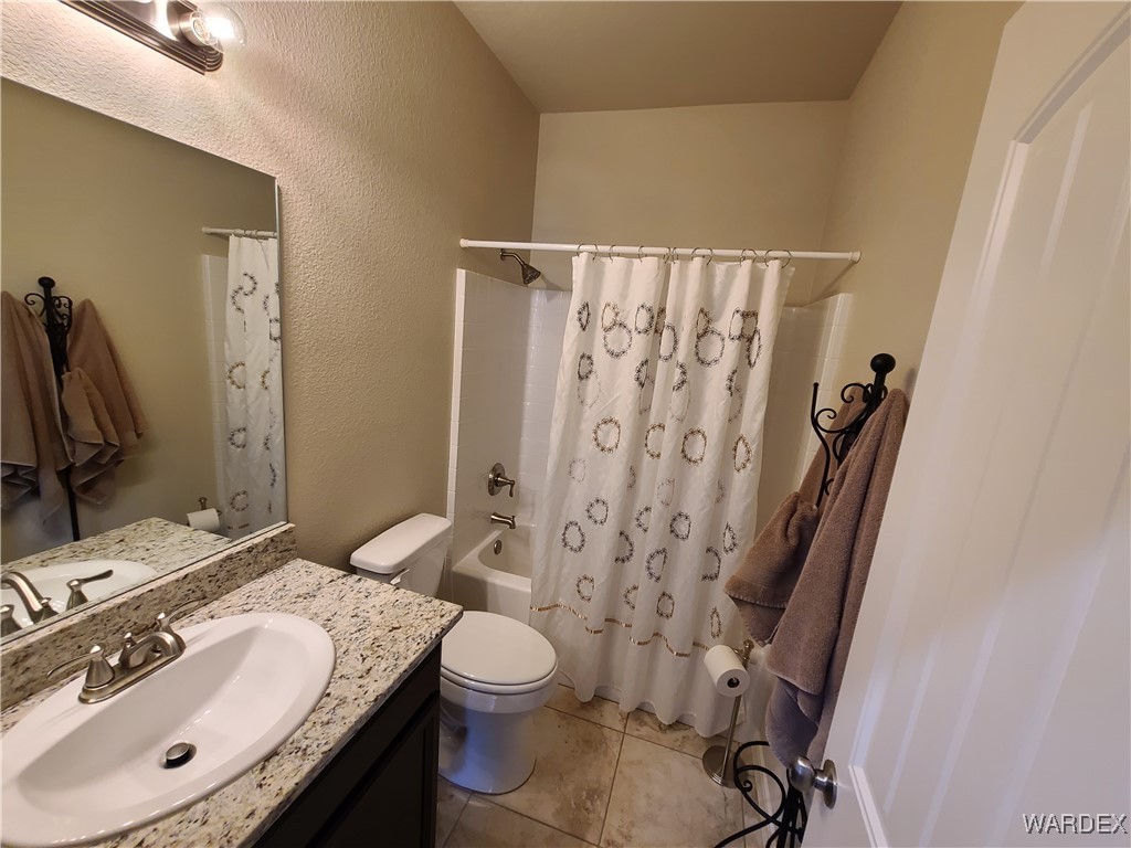 5398 Eagle View Road Kingman, AZ 86409 - Photo 41 of 60 Bathroom