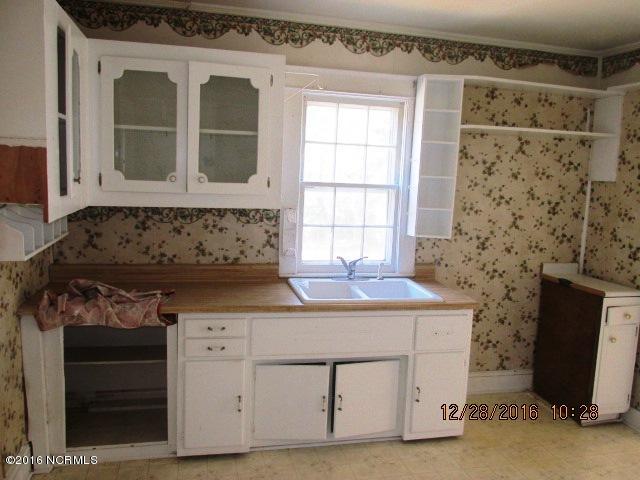 357 Shell Road Atlantic, NC 28511 - Photo 3 of 16 357 Shell Kitchen View 2
