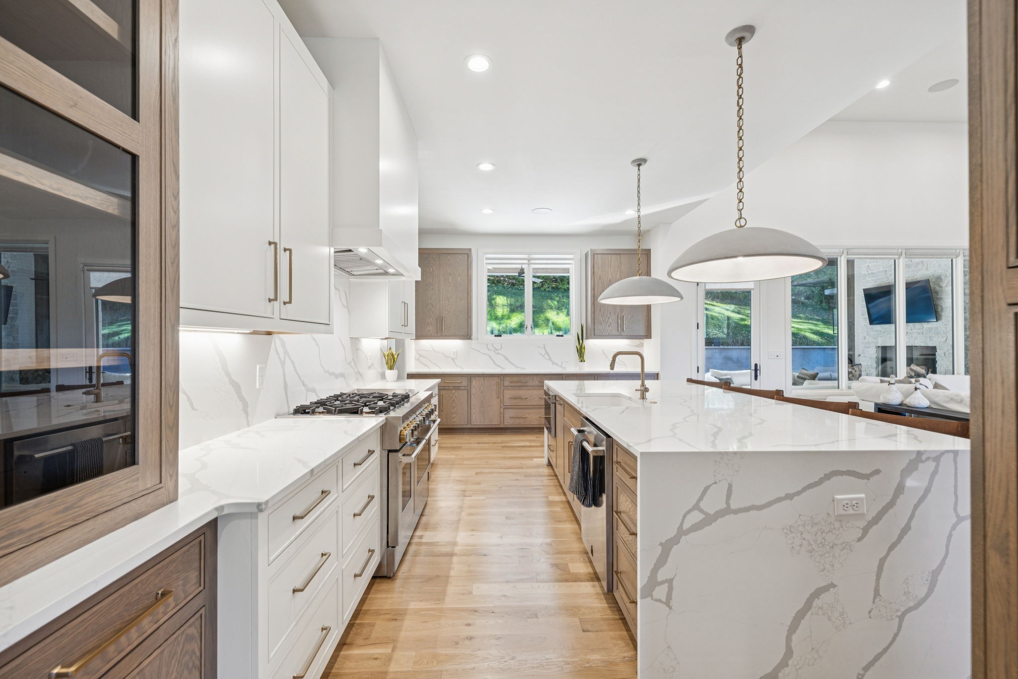 1323 Harding Place Nashville, TN 37215 - Photo 16 of 95