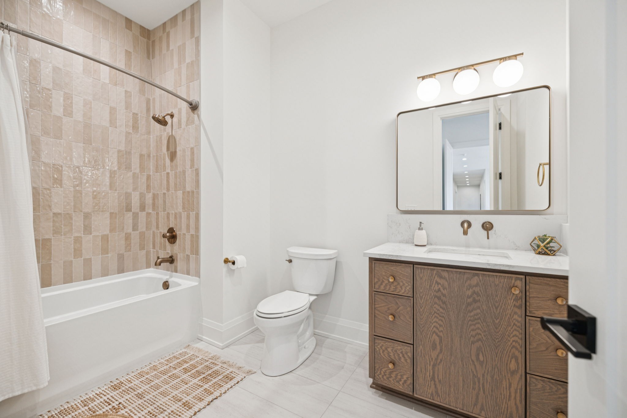 1323 Harding Place Nashville, TN 37215 - Photo 54 of 95