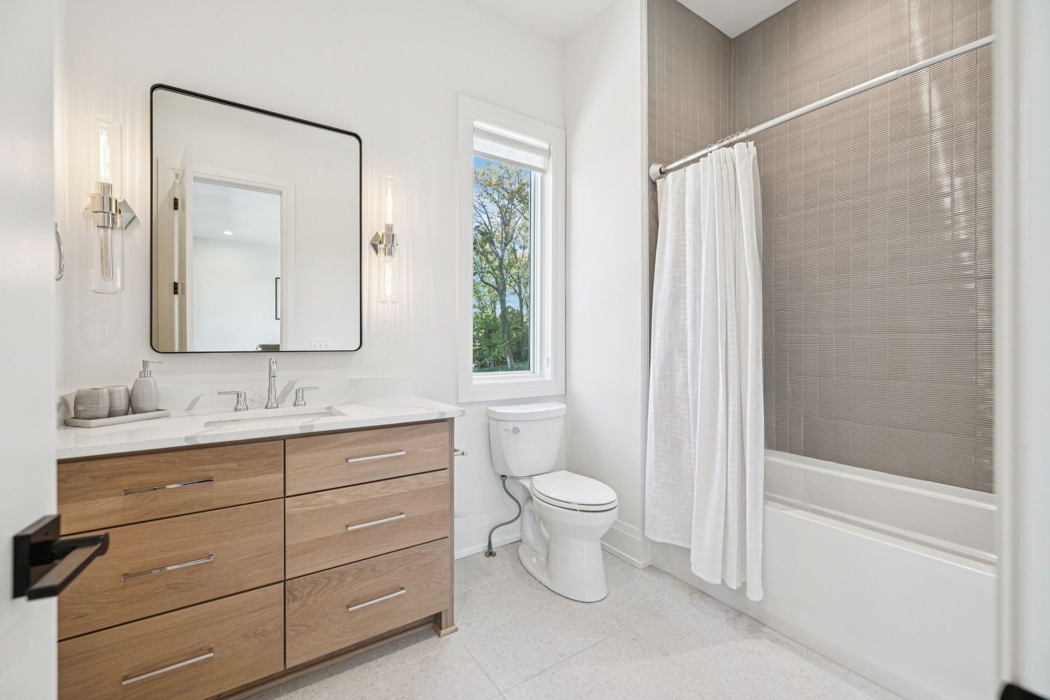 1323 Harding Place Nashville, TN 37215 - Photo 62 of 95