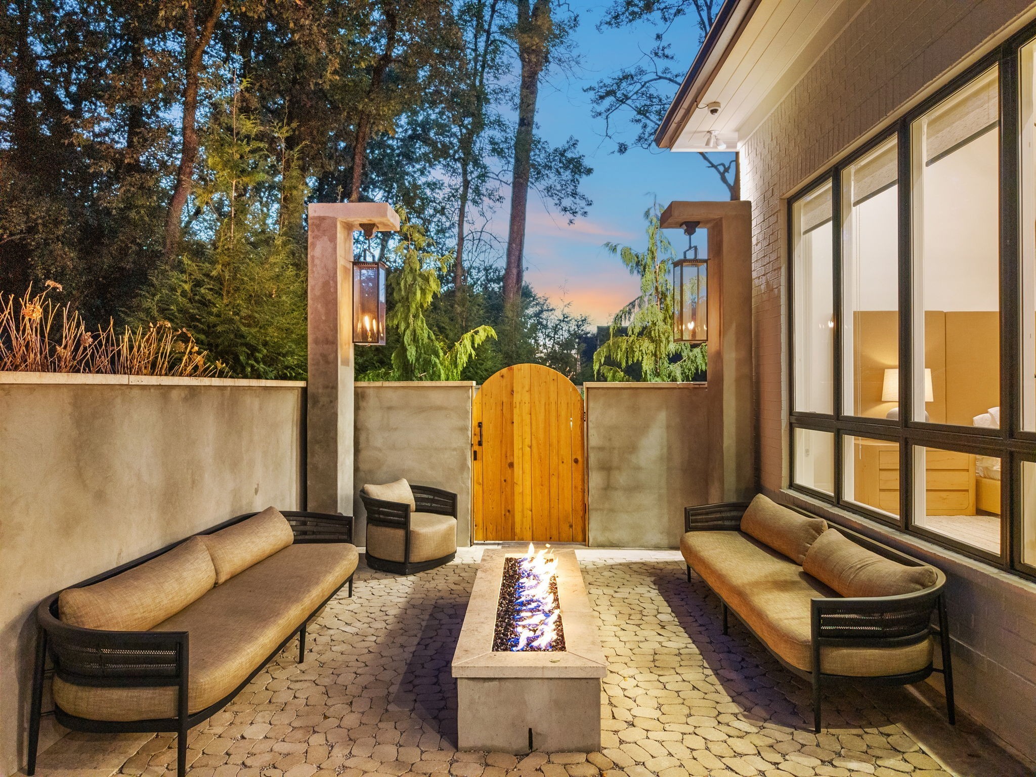 1323 Harding Place Nashville, TN 37215 - Photo 77 of 95