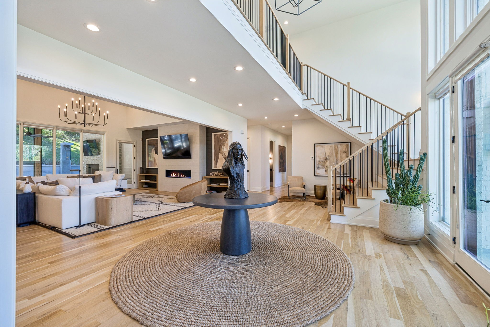 1323 Harding Place Nashville, TN 37215 - Photo 10 of 95