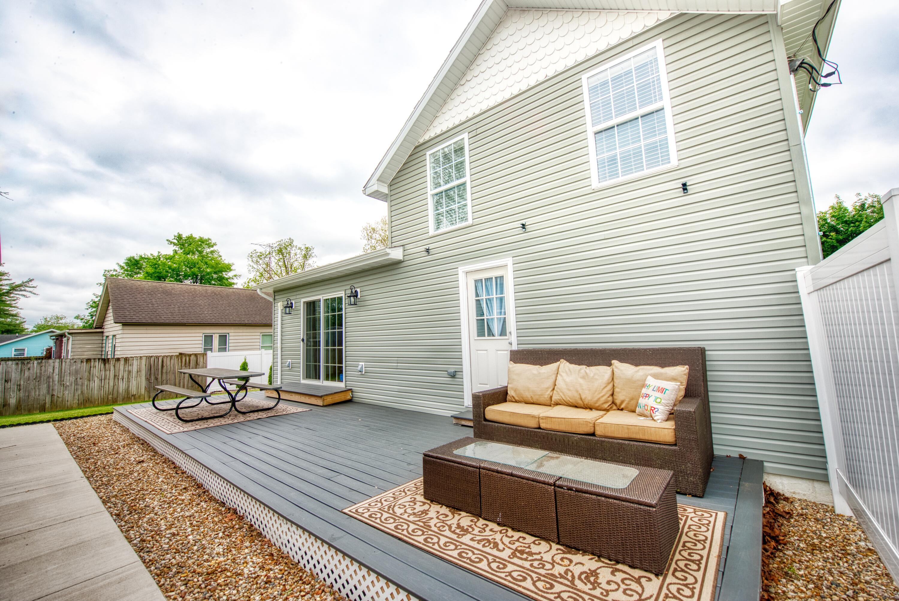 211 George Street Galien, MI 49113 - Photo 17 of 32 211 George Galien MI13