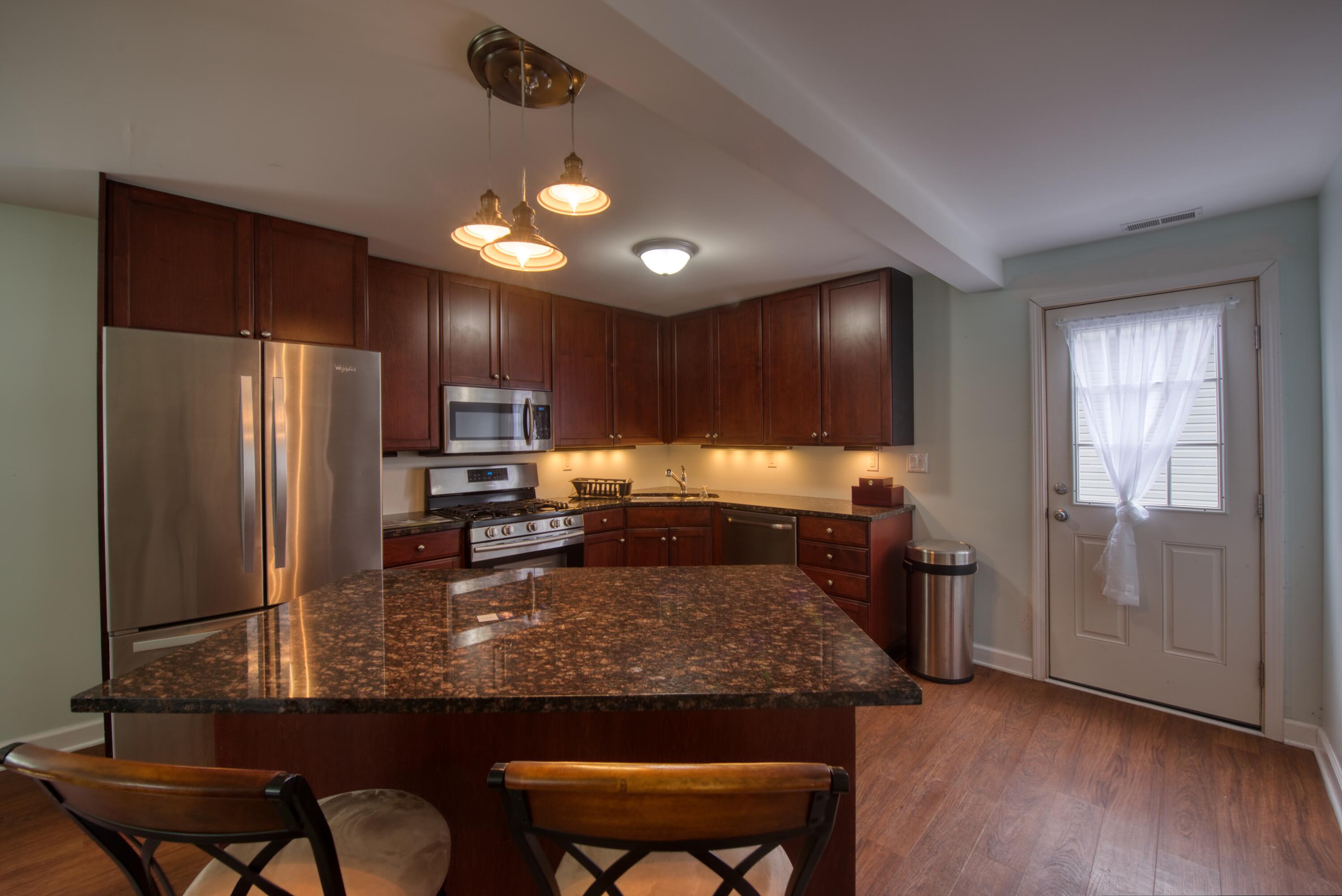 211 George Street Galien, MI 49113 - Photo 5 of 32 211 George Galien MI24