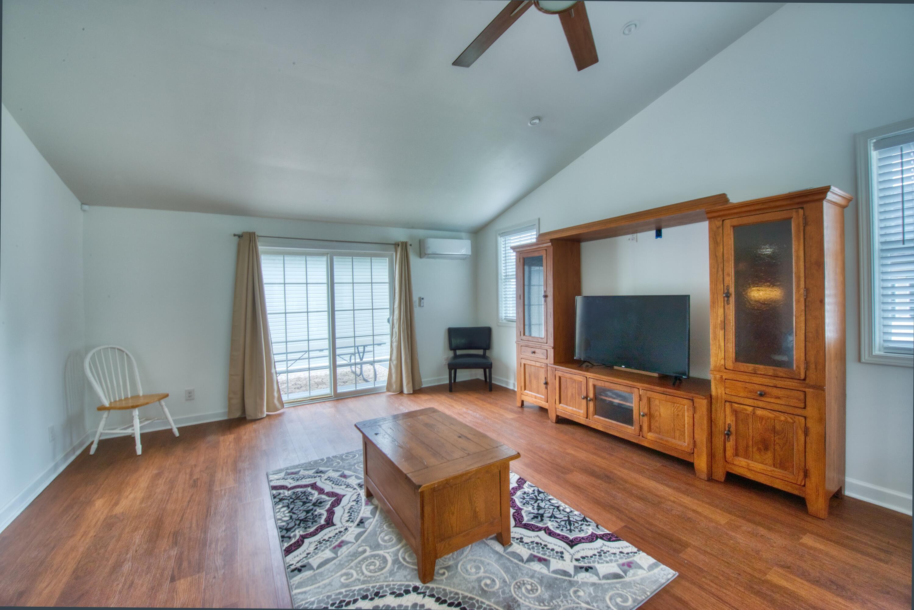 211 George Street Galien, MI 49113 - Photo 6 of 32 211 George Galien MI1