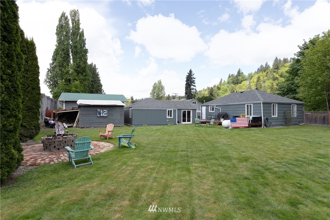 3705 Southeast 6th Street Renton, WA 98058 - Photo 18 of 30 Gallery Image 18