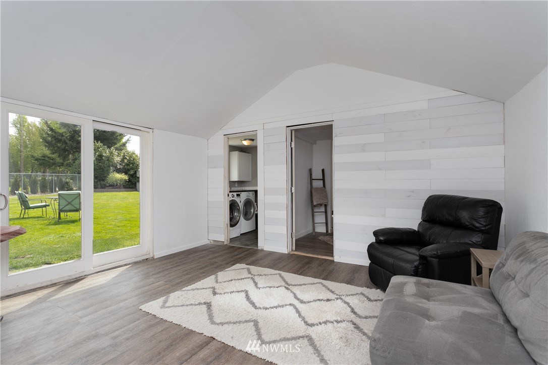 3705 Southeast 6th Street Renton, WA 98058 - Photo 21 of 30 Gallery Image 21