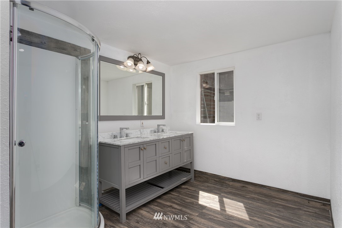 3705 Southeast 6th Street Renton, WA 98058 - Photo 26 of 30 Gallery Image 26