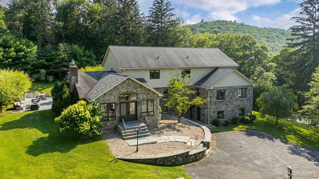 $975,000 | 237 Mineral Springs Road, Highland Mills, NY 10930