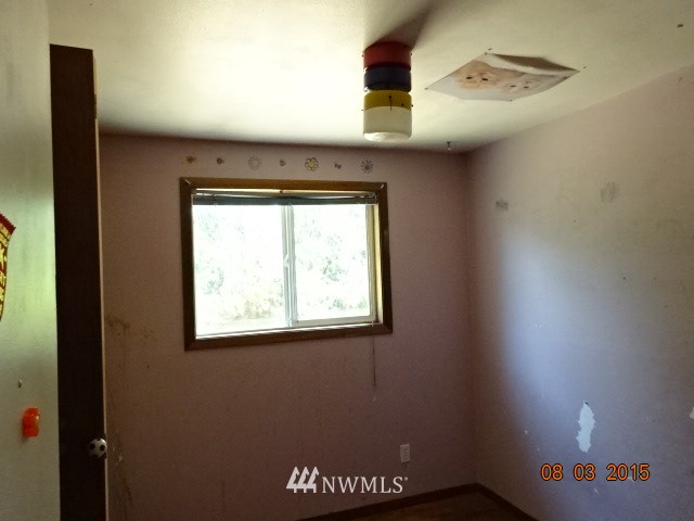 8601 Custer Road Southwest Lakewood, WA 98499 - Photo 4 of 10