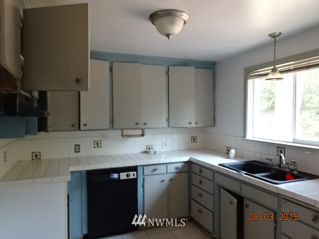 8601 Custer Road Southwest Lakewood, WA 98499 - Photo 8 of 10