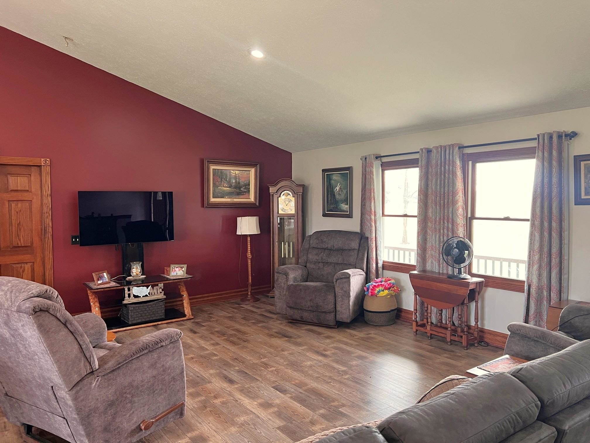 775 East Beard Road Perry, MI 48872 - Photo 5 of 47