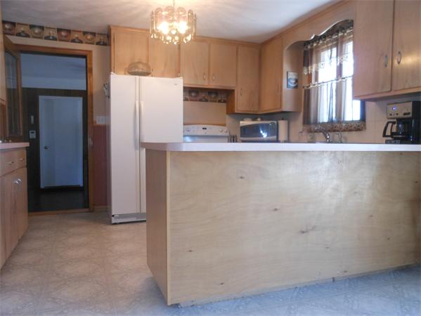 980 Granby Road Chicopee, MA 01020 - Photo 4 of 21 Gallery Image 4