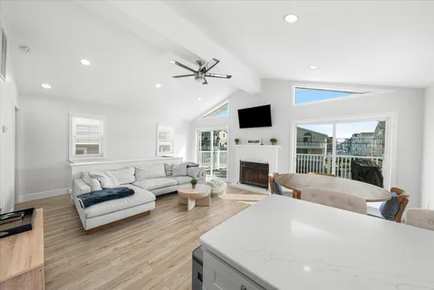 $1,199,000 | 139 55th Street, Unit A, Sea Isle City, NJ 08243