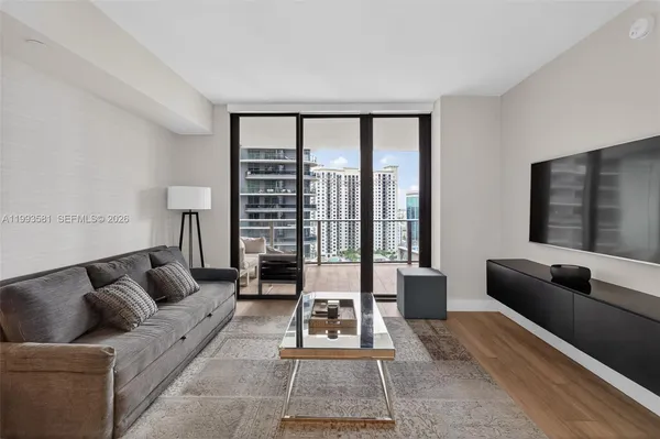 $4,900 | 1010 Brickell Avenue, Unit 2611, Miami, FL 33131