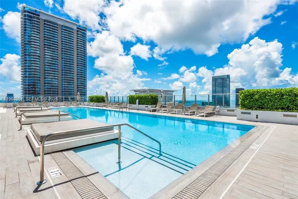 $4,900 | 1010 Brickell Avenue, Unit 2611, Miami, FL 33131