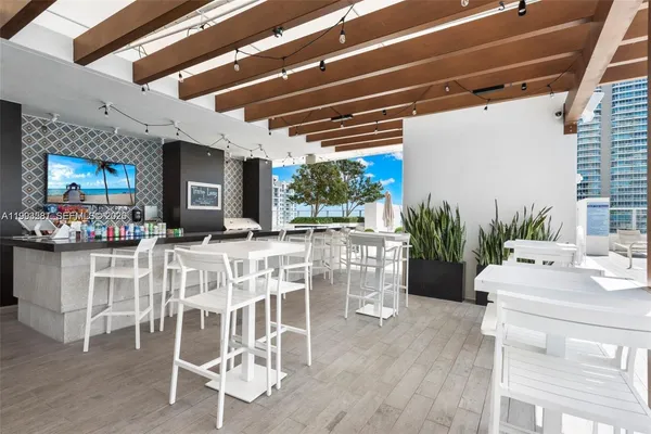 $4,900 | 1010 Brickell Avenue, Unit 2611, Miami, FL 33131