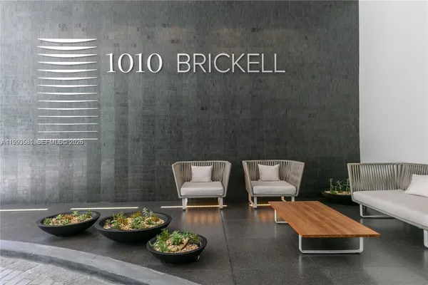$4,900 | 1010 Brickell Avenue, Unit 2611, Miami, FL 33131
