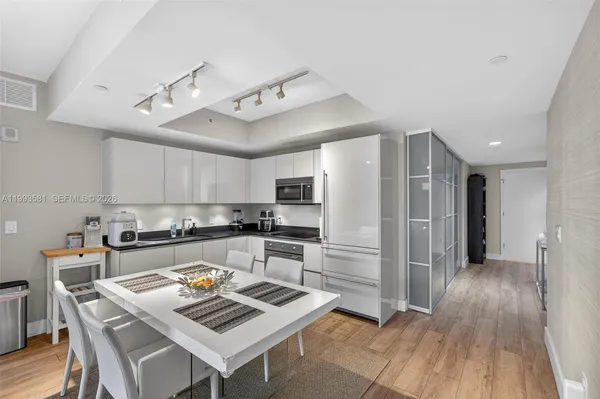 $4,900 | 1010 Brickell Avenue, Unit 2611, Miami, FL 33131
