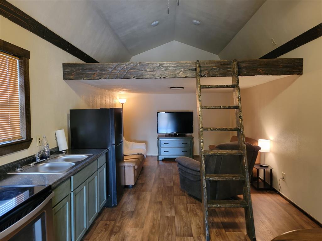 919 Sd, Unit 16010 Rocksprings, TX 78880 - Photo 30 of 40