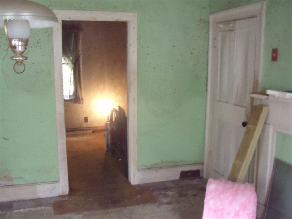 35 Goshen Road Williamsburg, MA 01096 - Photo 10 of 21