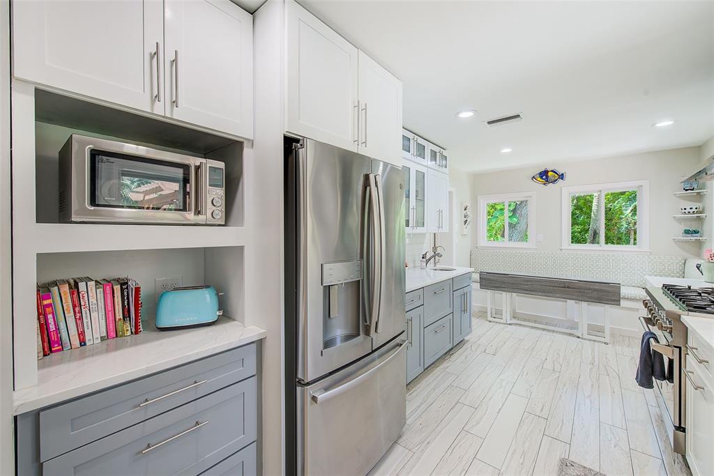 1578 Druid Road South Belleair, FL 33756 - Photo 12 of 55