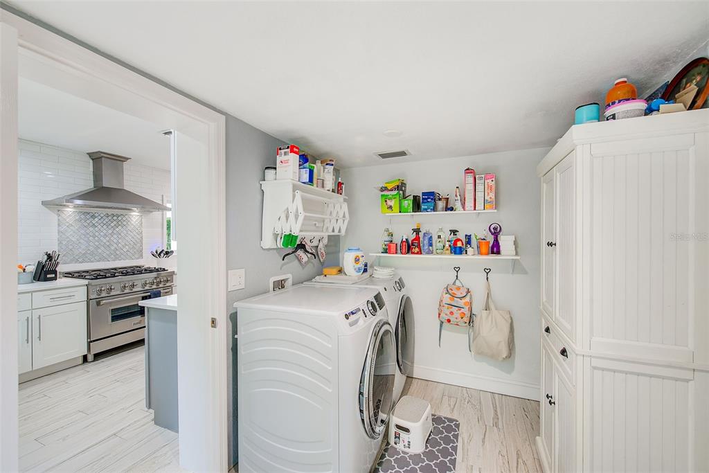 1578 Druid Road South Belleair, FL 33756 - Photo 17 of 55