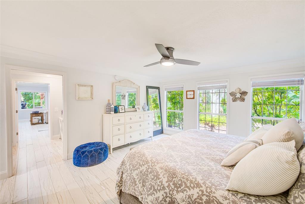 1578 Druid Road South Belleair, FL 33756 - Photo 24 of 55