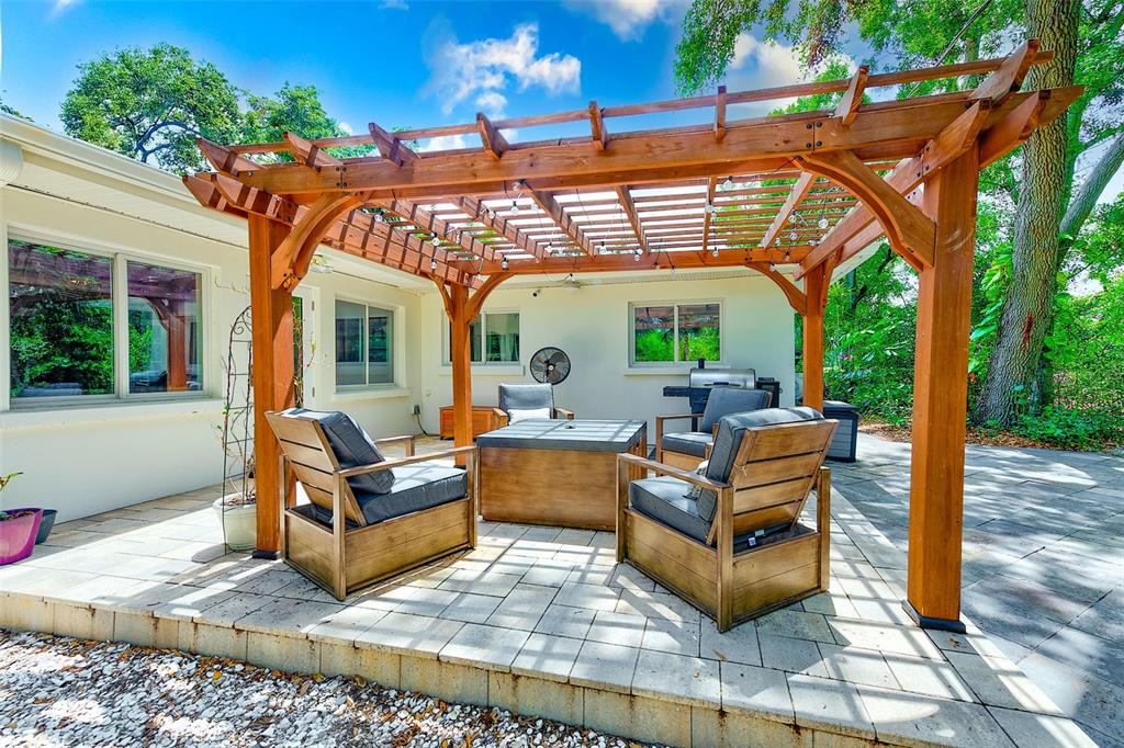 1578 Druid Road South Belleair, FL 33756 - Photo 35 of 55