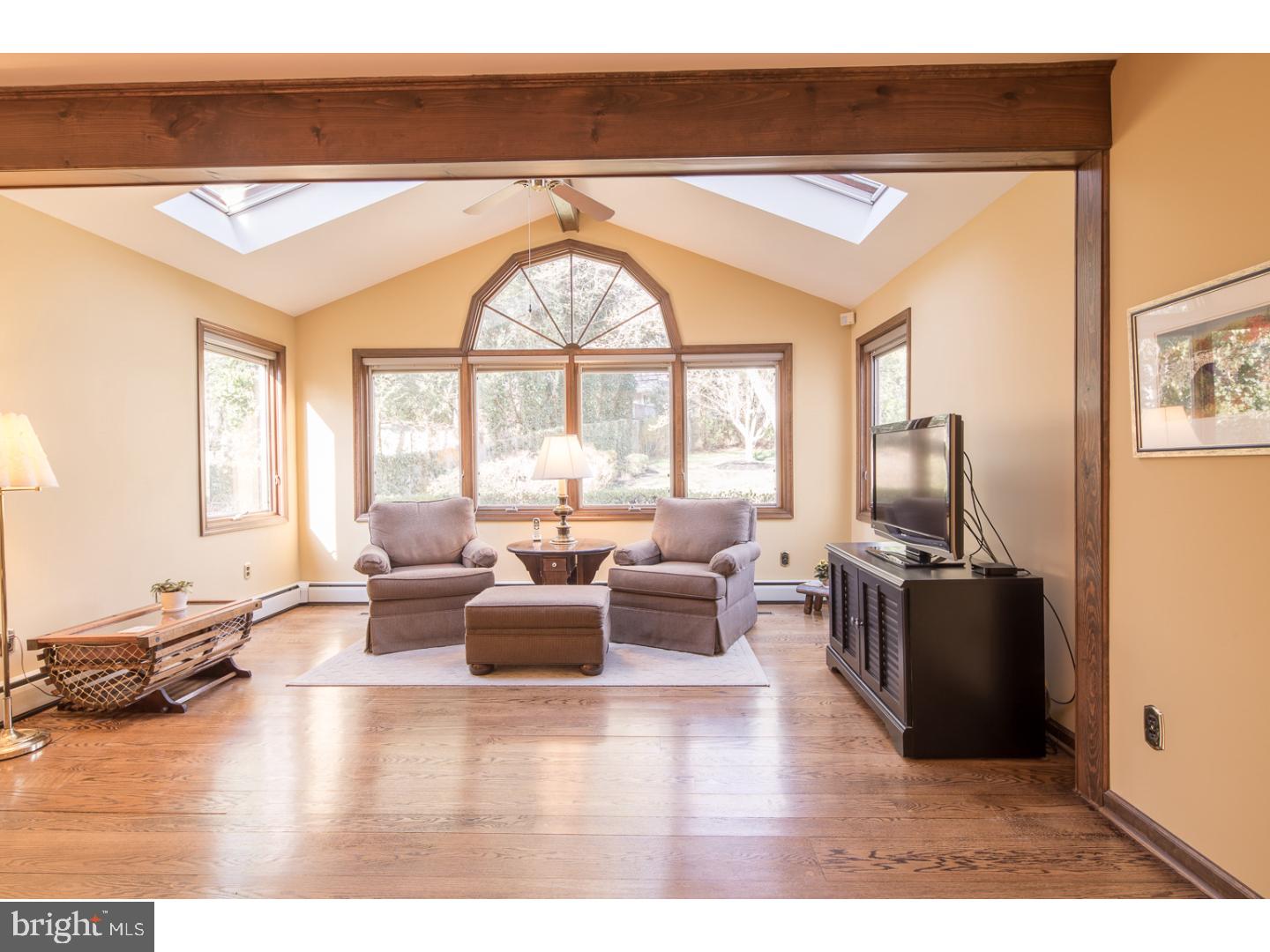 619 Olde Farm Road Media, PA 19063 - Photo 8 of 25 Family Room