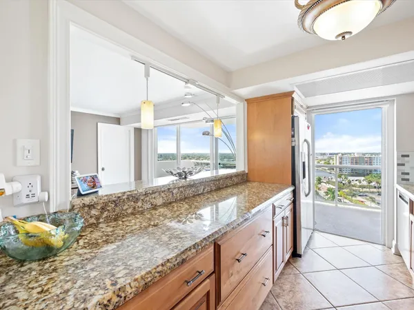 $499,000 | 2841 North Ocean Boulevard, Unit 1407, Fort Lauderdale, FL 33308