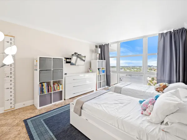 $499,000 | 2841 North Ocean Boulevard, Unit 1407, Fort Lauderdale, FL 33308