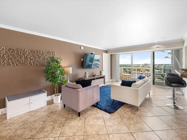 $499,000 | 2841 North Ocean Boulevard, Unit 1407, Fort Lauderdale, FL 33308