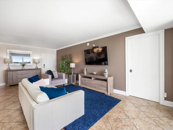 $499,000 | 2841 North Ocean Boulevard, Unit 1407, Fort Lauderdale, FL 33308