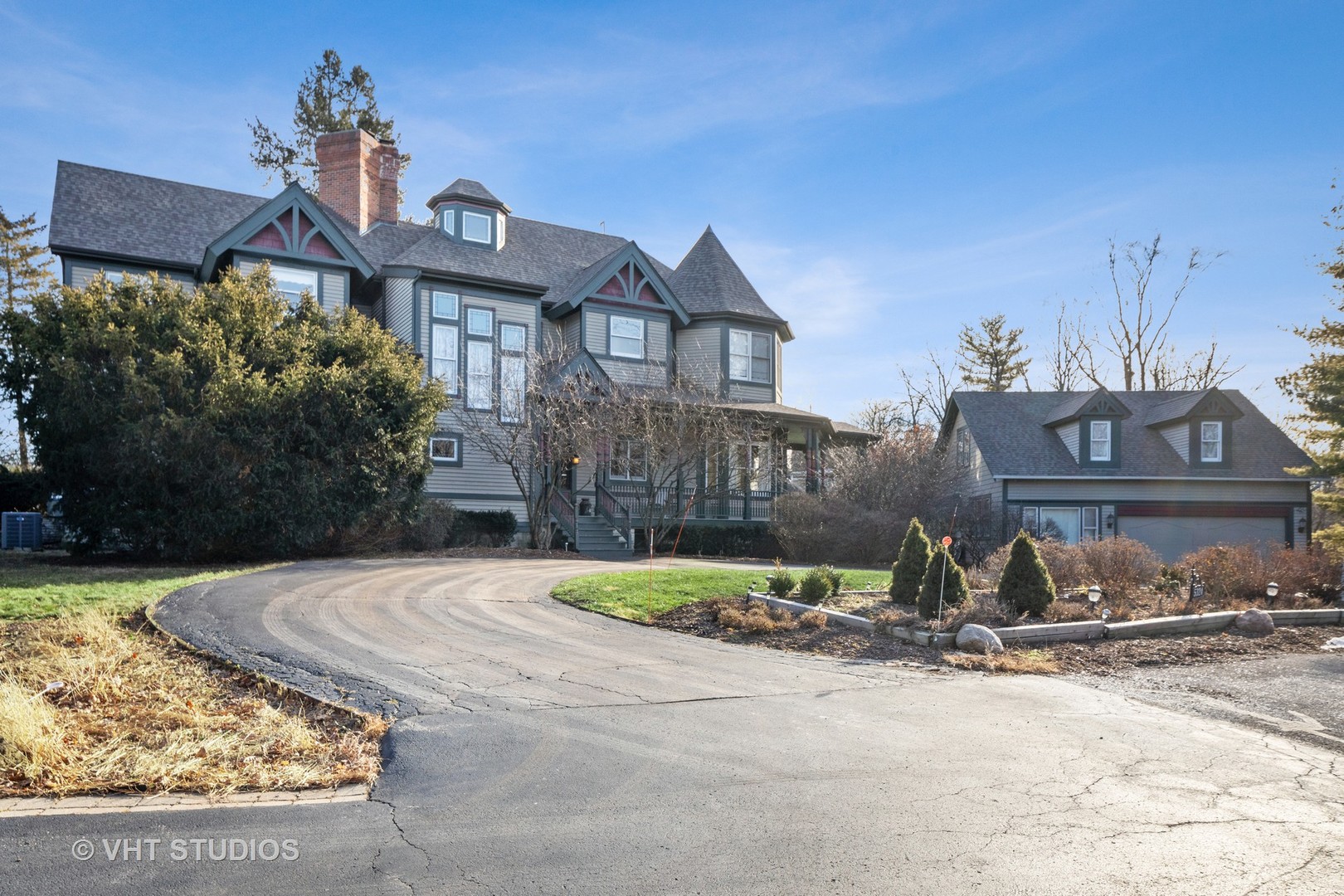 5324 Turvey Court Downers Grove, IL 60515 - Photo 26 of 27 a front view of a house with a yard
