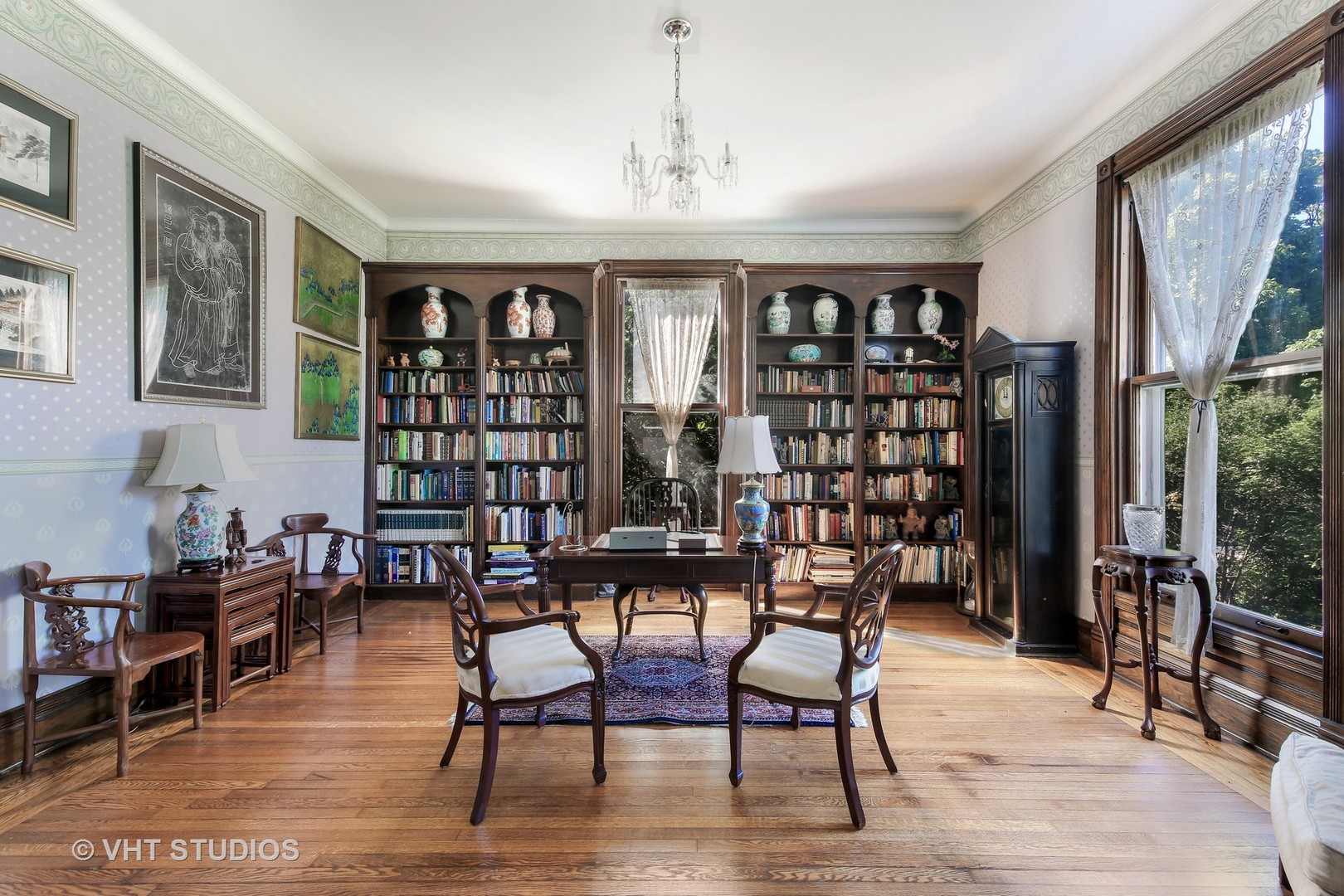 5324 Turvey Court Downers Grove, IL 60515 - Photo 5 of 27 a dining room with furniture and window