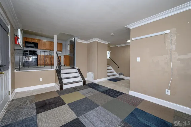 $3,050 | 186 Central Avenue, Edison, NJ 08817