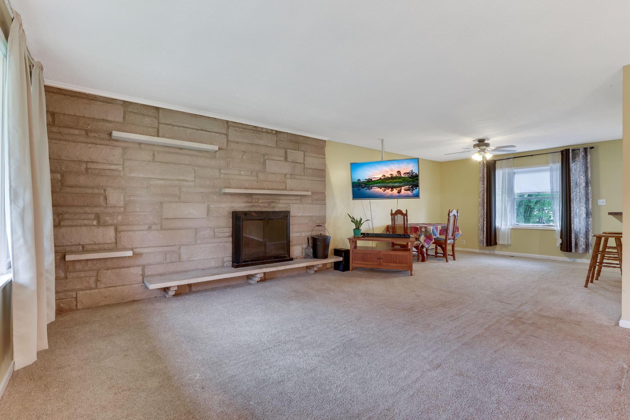 6573 Canyon Road Southeast Hebron, OH 43025 - Photo 6 of 36