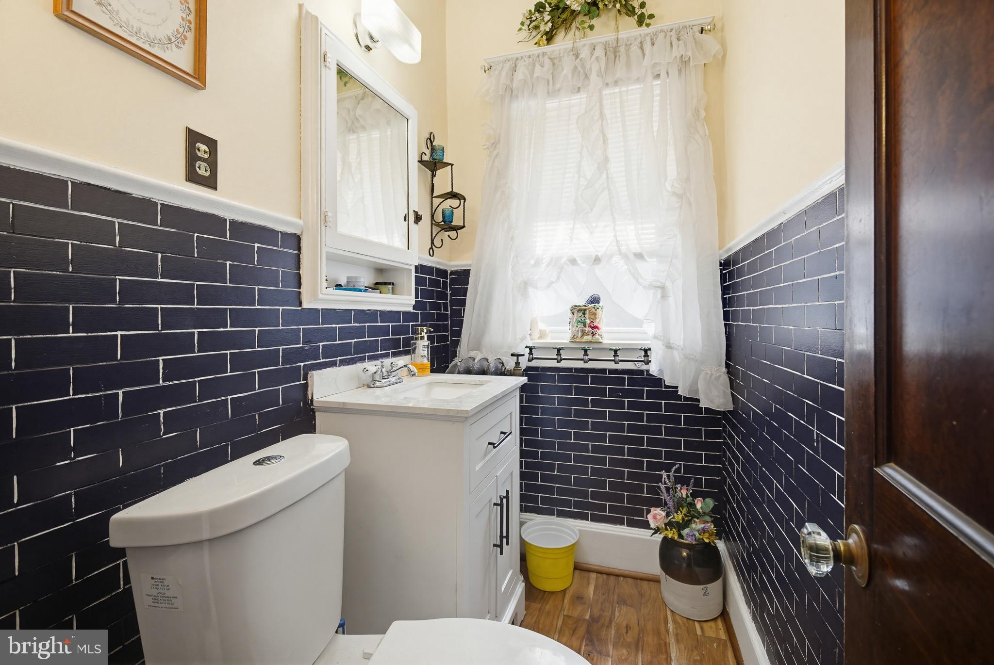 306 East High Street Manheim, PA 17545 - Photo 12 of 20 1st Floor Powder Room