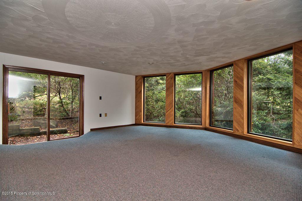 8 Leggs Road Moscow, PA 18444 - Photo 28 of 53 Gallery Image 28