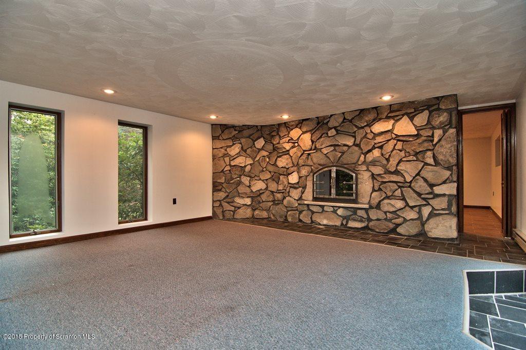 8 Leggs Road Moscow, PA 18444 - Photo 29 of 53 Gallery Image 29