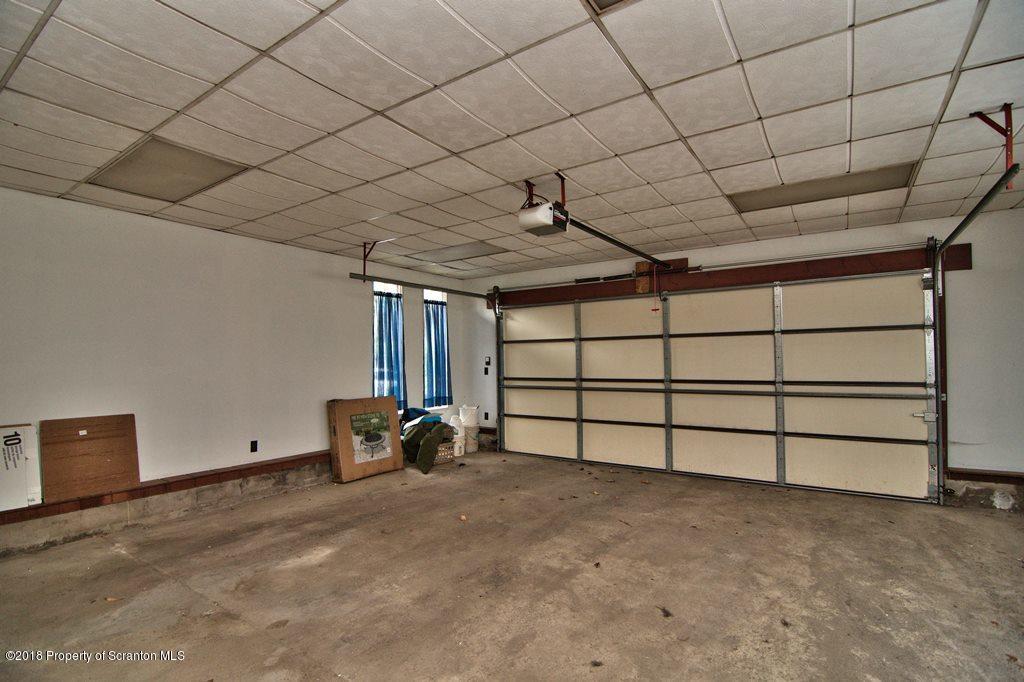 8 Leggs Road Moscow, PA 18444 - Photo 30 of 53 Gallery Image 30