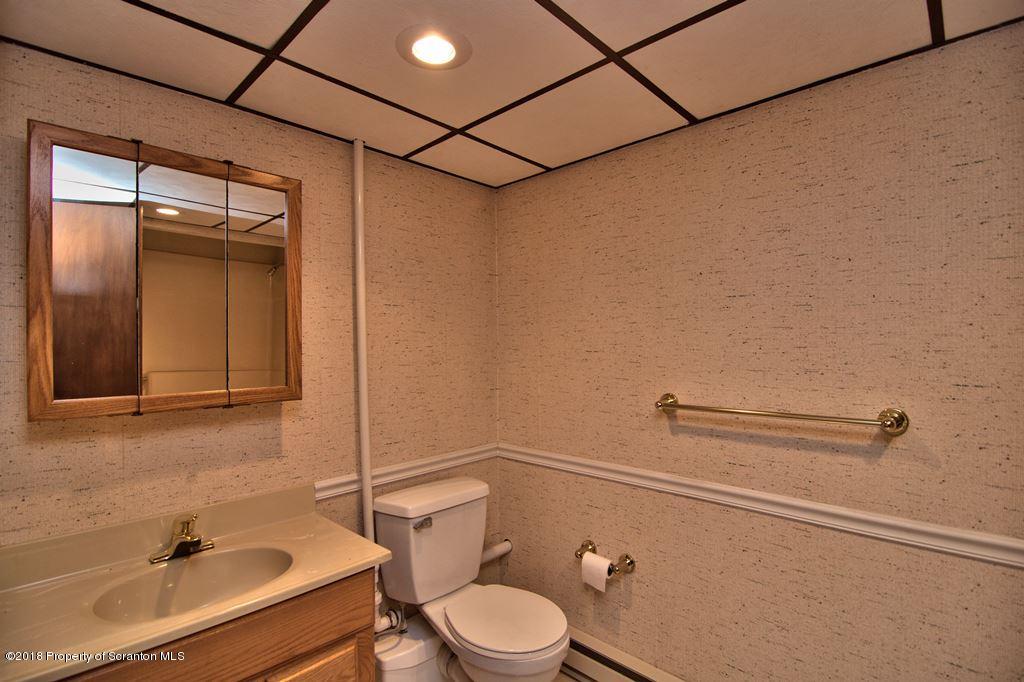 8 Leggs Road Moscow, PA 18444 - Photo 34 of 53 Gallery Image 34
