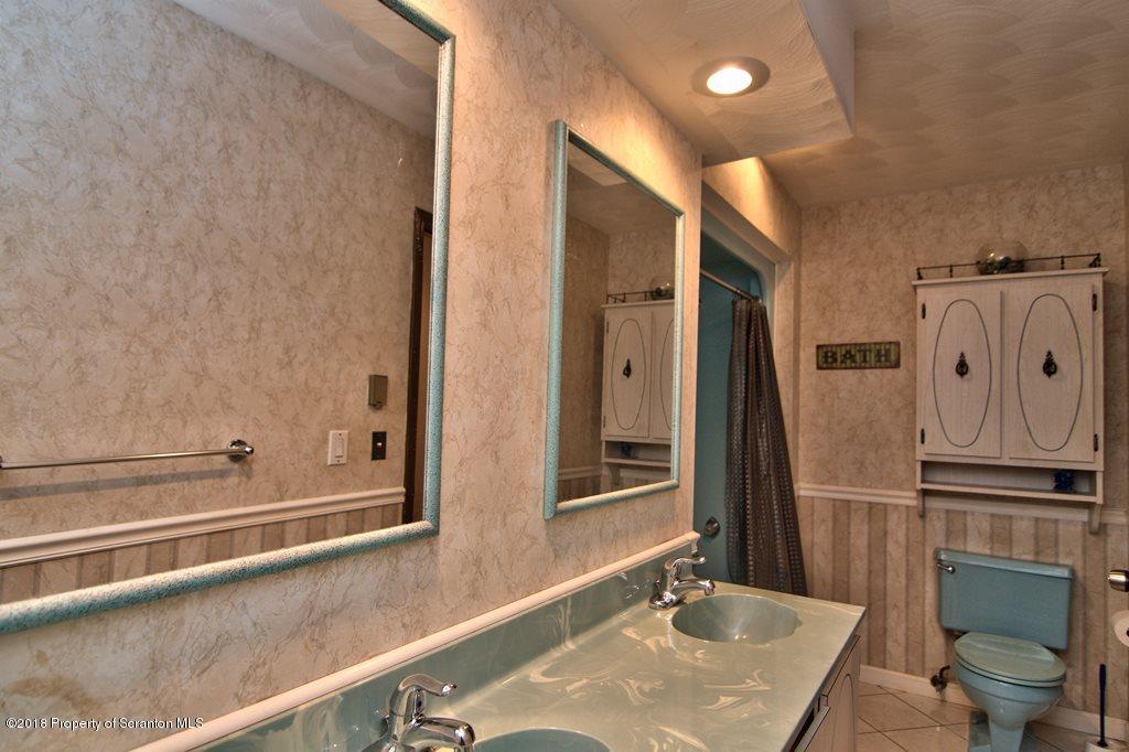8 Leggs Road Moscow, PA 18444 - Photo 46 of 53 Gallery Image 46