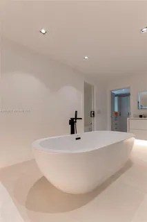 $16,900 | 7300 Southwest 77th Avenue, Miami, FL 33143