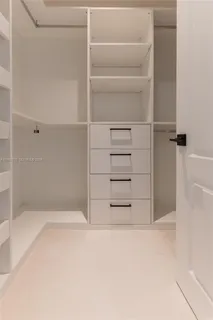 $16,900 | 7300 Southwest 77th Avenue, Miami, FL 33143