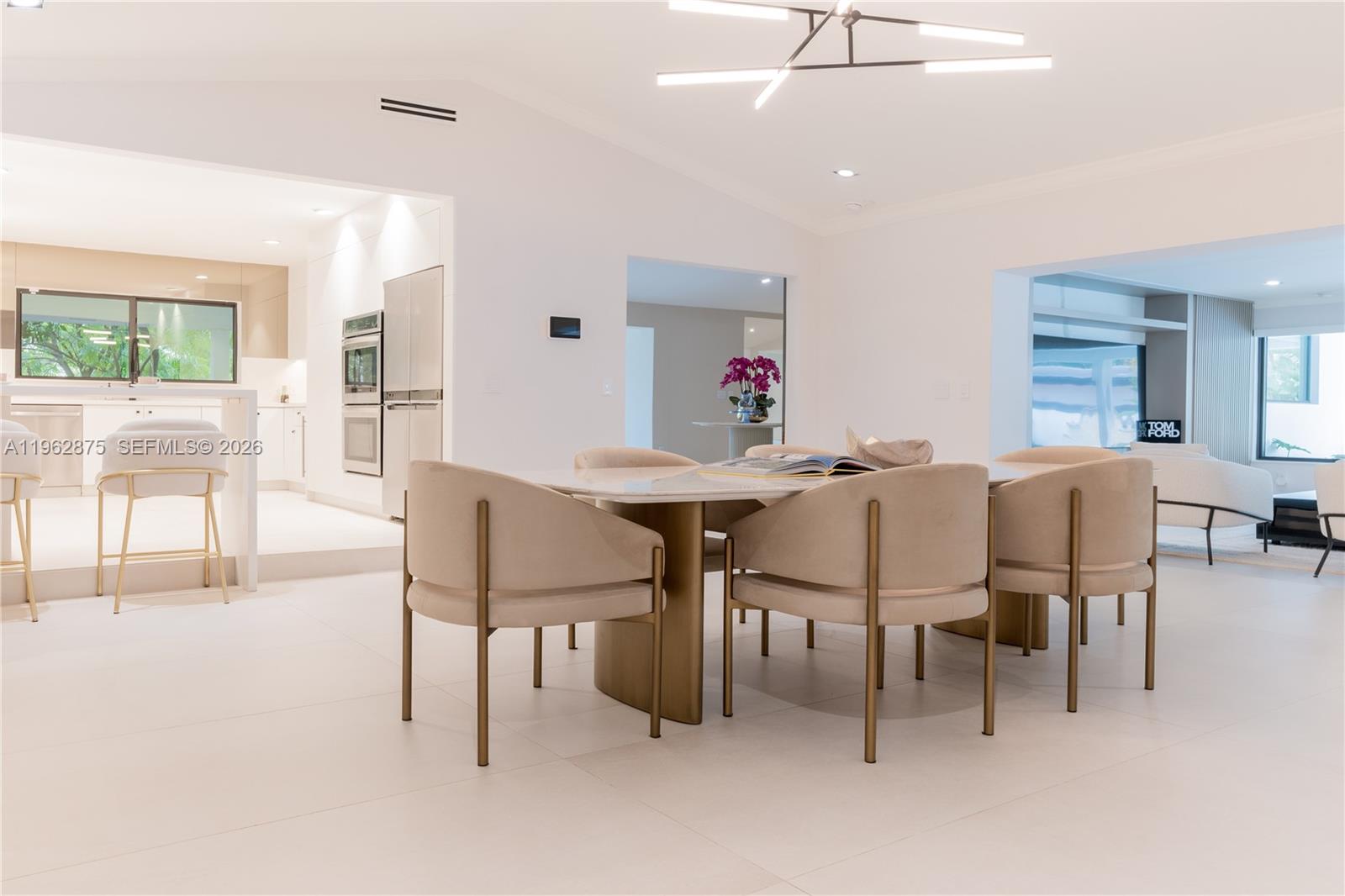 7300 Southwest 77th Avenue Miami, FL 33143 - Photo 19 of 48